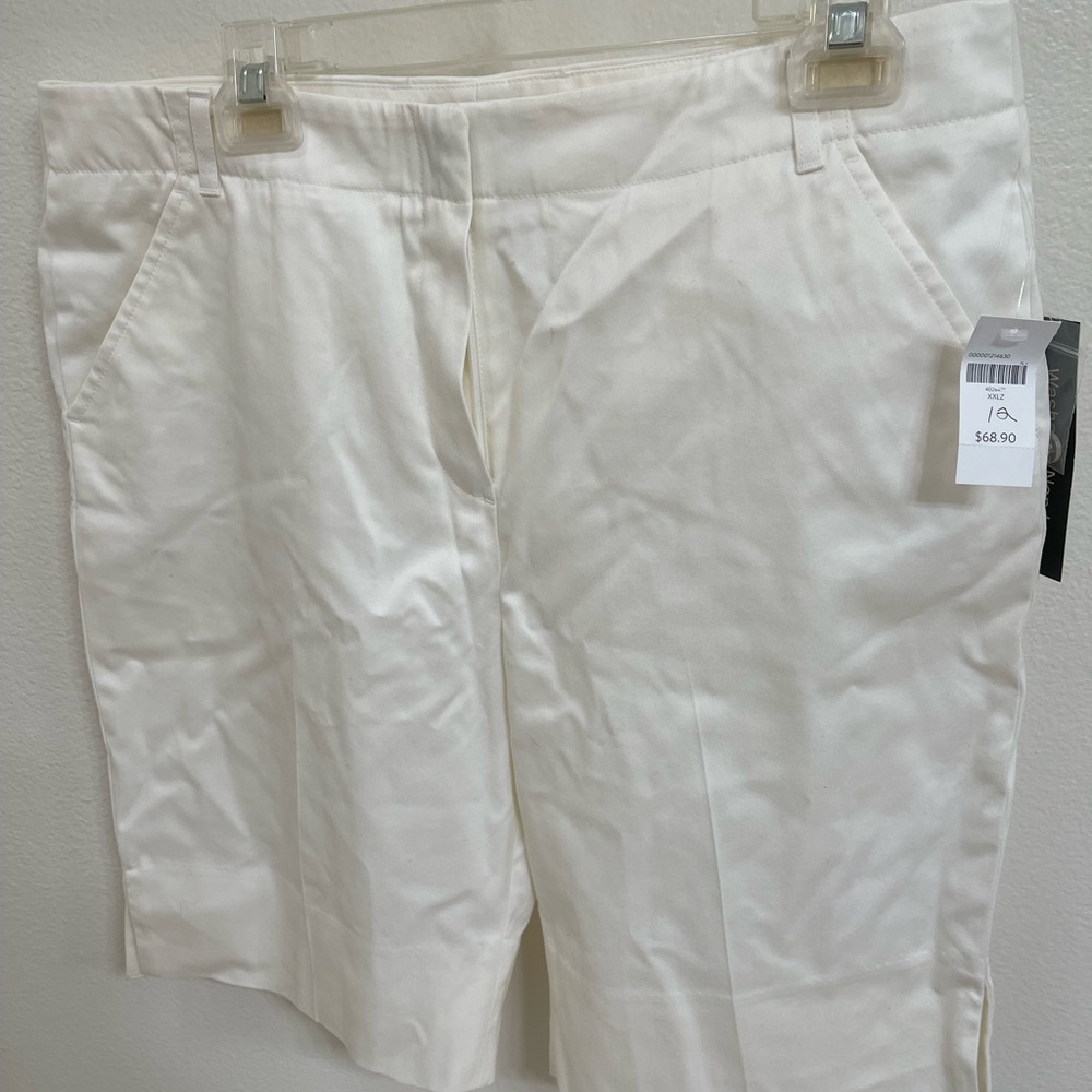 FOXCROFT SHORTS SZ 12 NEW